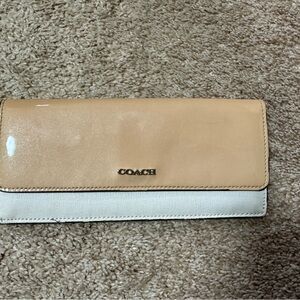 COACH Two-Tone Cream and White Leather Long Wallet